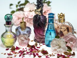 Woda kolońska czy perfumy? Woda kolońska, która współgra z perfumami. Woda kolońska Prastara Kraków